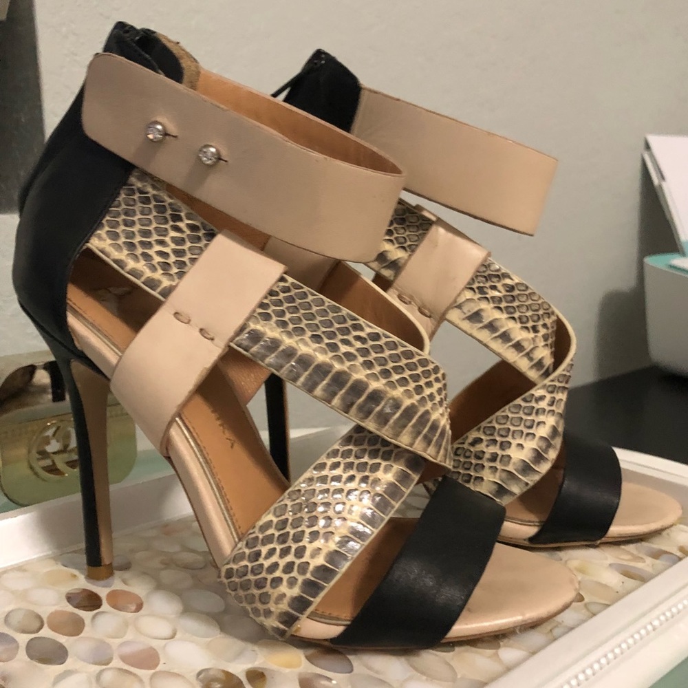 Badgley Mischka high heels